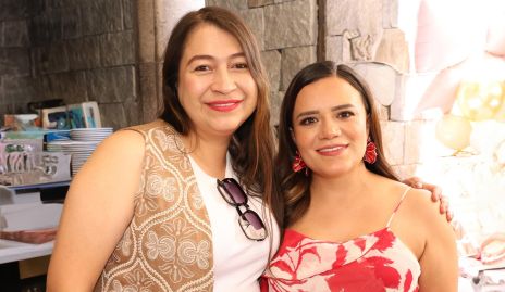  Alejandra Contreras y Martha Martínez.