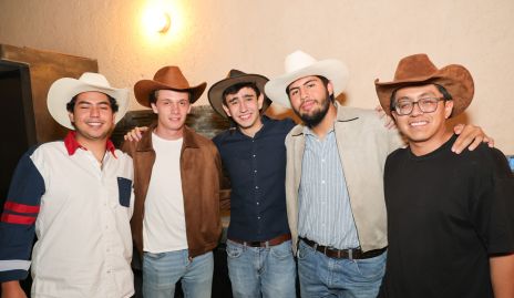  Diego Medellín, Alejandro Michel, Patricio Acosta, Alejandro Palos y Jesús Saucedo.