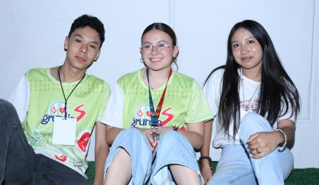  Issac Porras, Paola Rebeca y Vania Castro.