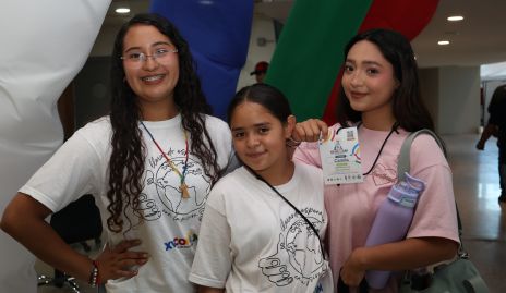  Abril Medina, Romina Vargas y Camila Toro.