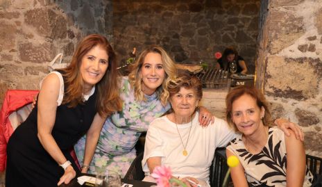  Mónica Hernández, Lucía Martín Alba, Maruchis Andrés y Caridad Rangel.