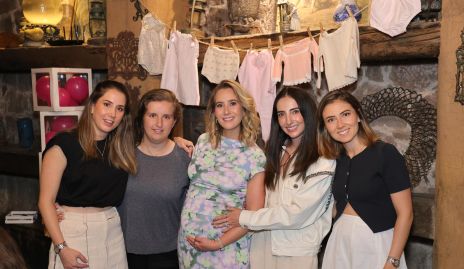  Mónica Torres, Sofí Torres, Lucía Martín Alba, Marina Alcalá y Elizabeth Treviño.