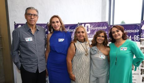  Armando Martínez, Krista Alvarado, Martha Varela, Rosy Álvarez y Adriana González.