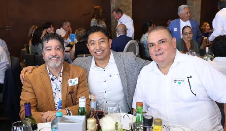  Jorge Villalón, Pedro Güereque y Gerardo Flores.