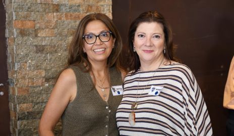  Martha Varela y Rossana Barriga.