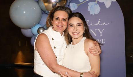 Graciela Hernández y Daniela González.