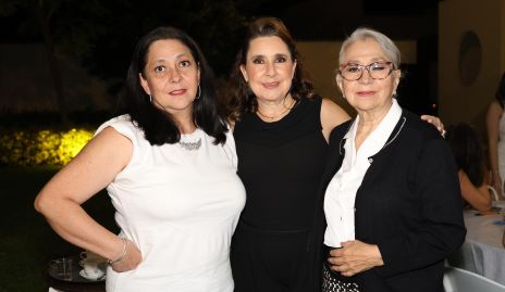  Pilar Fernández, Marisol Hernández y Nelly.