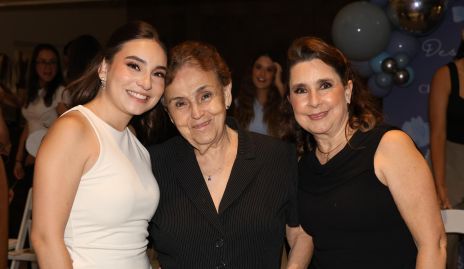  Daniela González, Alejandra Zepeda y Marisol Hernández.