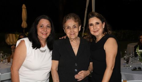  Pilar Fernández, Alejandra Zepeda y Marisol Hernández.