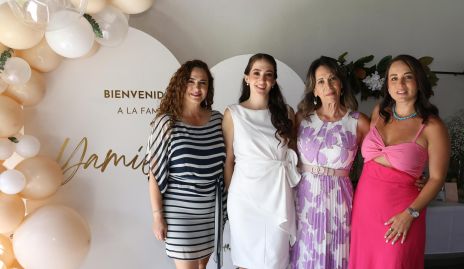  Laura Hallal, Yamilé Fontes, Carola Guerra y Caro Silva.