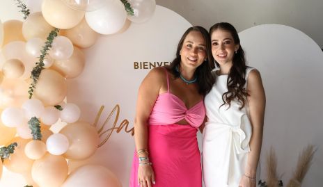  Caro Silva y Yamilé Fontes.