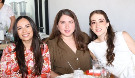  Vanessa Arellano, Marion Muro y Yamilé Fontes.