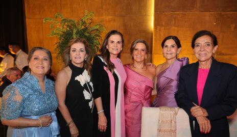  Lupita González, Adriana Carrera, Raquel Eichelmann, Martha Elena Muñiz, Luchi Grijalva y Marcela Nava.