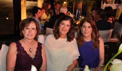  Martha Zwieger, Marus y Mónica Hernández.