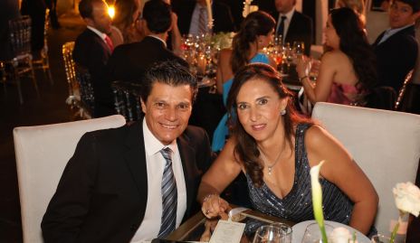  Fernando y Meche Cifuentes.