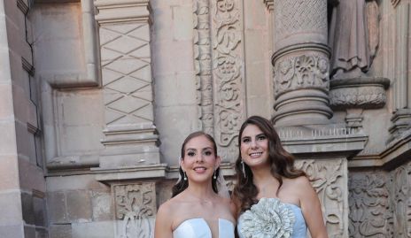  Isabella y Lu Castelo.