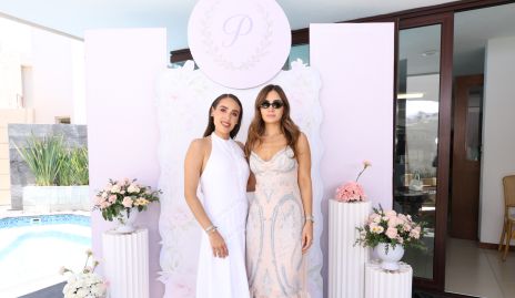 Paola Ascanio y Maytheé De Antuñano.