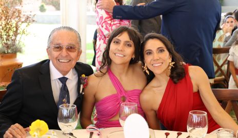  Enrique Díaz de León, Claudia Díaz de León y Sofía Díaz de León.