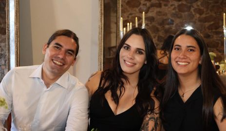  Roberto, Natasha y Mariana.