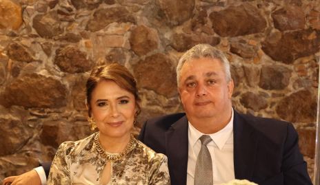  Ana Lilia Dávila y Francisco Zorrilla Mora.