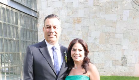  Aarón y Ana Borunda, papás de la novia.