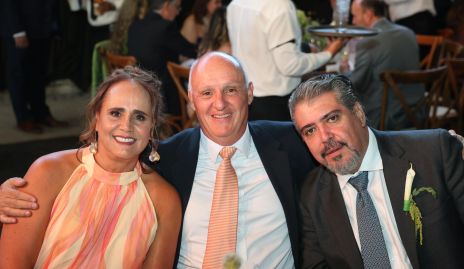  Alejandra Treviño, José Victoriano Martínez y Daniel de Luna.