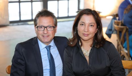  Manuel y Mónica.