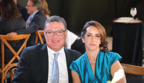  Antonio Gutiérrez y Alejandra Ávila.