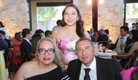  Marid Borunda, Carlos y Mónica Tarín.