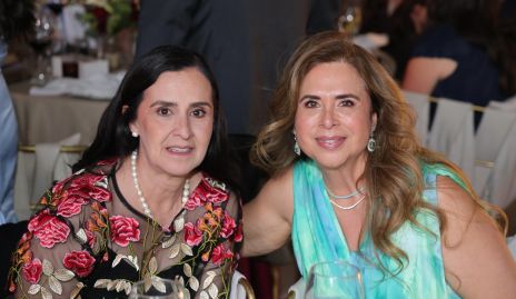 Amelia Toledo y Pilar Díaz de León.