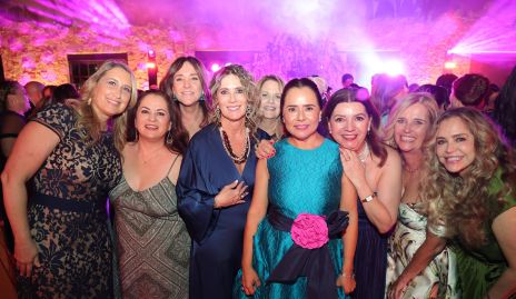  Lorena Garza, Claudia Ávila, Claudia Toledo, Vero Payán, Lynette Pizzuto, Laura Acosta, Hilda Rodríguez, Anita González y Gaby Serment.