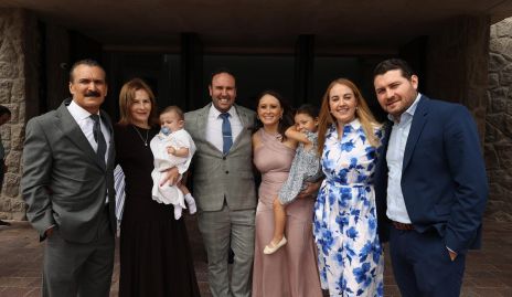  Miguel Castro,  Miriam Menchaca, Mauricio, Mauricio Zapata, Fátima Castro, María Munguía y Miguel Castro.