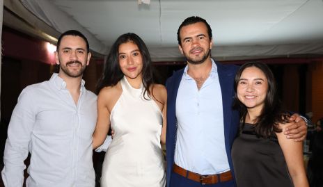  Raymundo Esquivel, Mariana Almendárez, Arturo Aranda y Daniela Barrera.