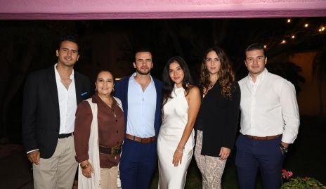  Héctor Aranda, Gelus Pérez, Arturo Aranda, Mariana Almendárez, Andrea Rosel y Alejandro Aranda.