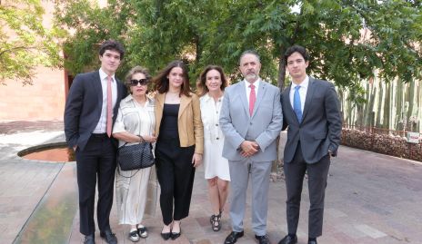 Julián Castro, Socko Ortiz, Martina Castro, Julieta Morales, David Castro y Emilio Castro.