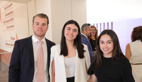  Rodrigo Álvarez, Valentina Gerardo y Jazmín Galicia.