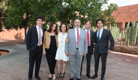 El Presidente de la BMA, David Castro García con su esposa y sus hijos Julián Castro, Martina Castro, Julieta Morales, Diego y Emilio Castro.