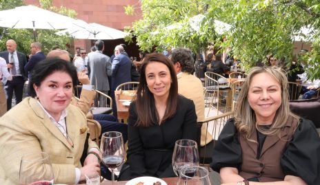  María Eugenia Reyna, Marcela Gómez y Sara Rocha.