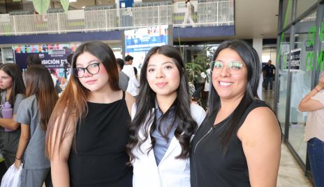  Ana, Carol y Fátima.