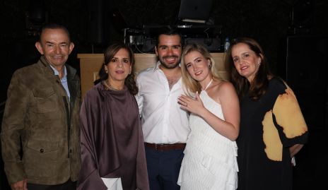  Alejandro Pérez, Ana Emelia Tobías, Rodrigo Pérez, Macarena Anaya y Montserrat Fonte.