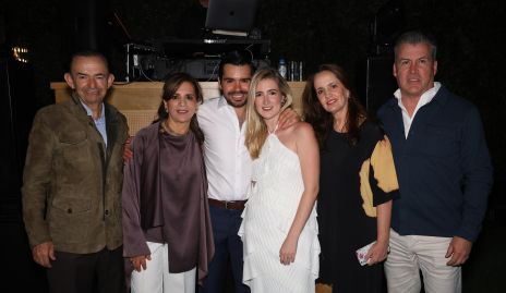  Alejandro Pérez, Ana Emelia Tobías, Rodrigo Pérez, Macarena Anaya, Montserrat Fonte y Alfonso Anaya.