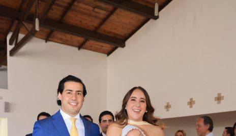  Gabriel Torres y Diana Olvera con su hijo Gabriel.