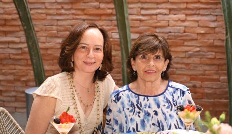  Becky Molina y Amaya Zugarramurdi.