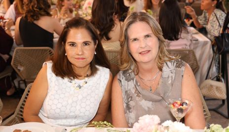  Margarita Martínez Araiza y Carmen de Velasco.
