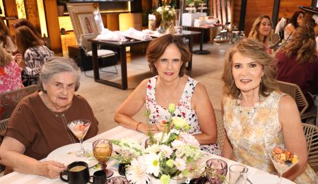  Tita Herrán, Marta Zwieger y María Amelia Vargas.