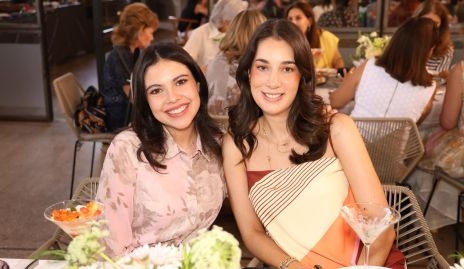  Vivian Silva y Paola Lomelí.