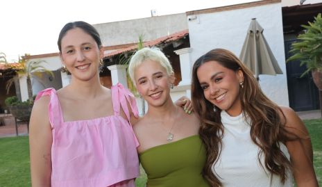  Alina Chessal, Laura Ortiz y Marijó Gallegos.