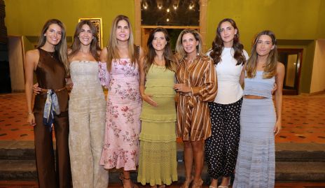 Familias de la Rosa y Hernández.