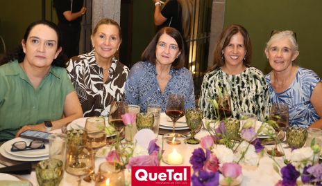  Cecilia Hernández, Pupi García, Verónica Hernández, Claudia Nava y Lourdes de la Rosa.