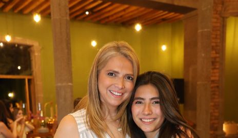  María Eva Diez Gutiérrez y Marisa Gómez.